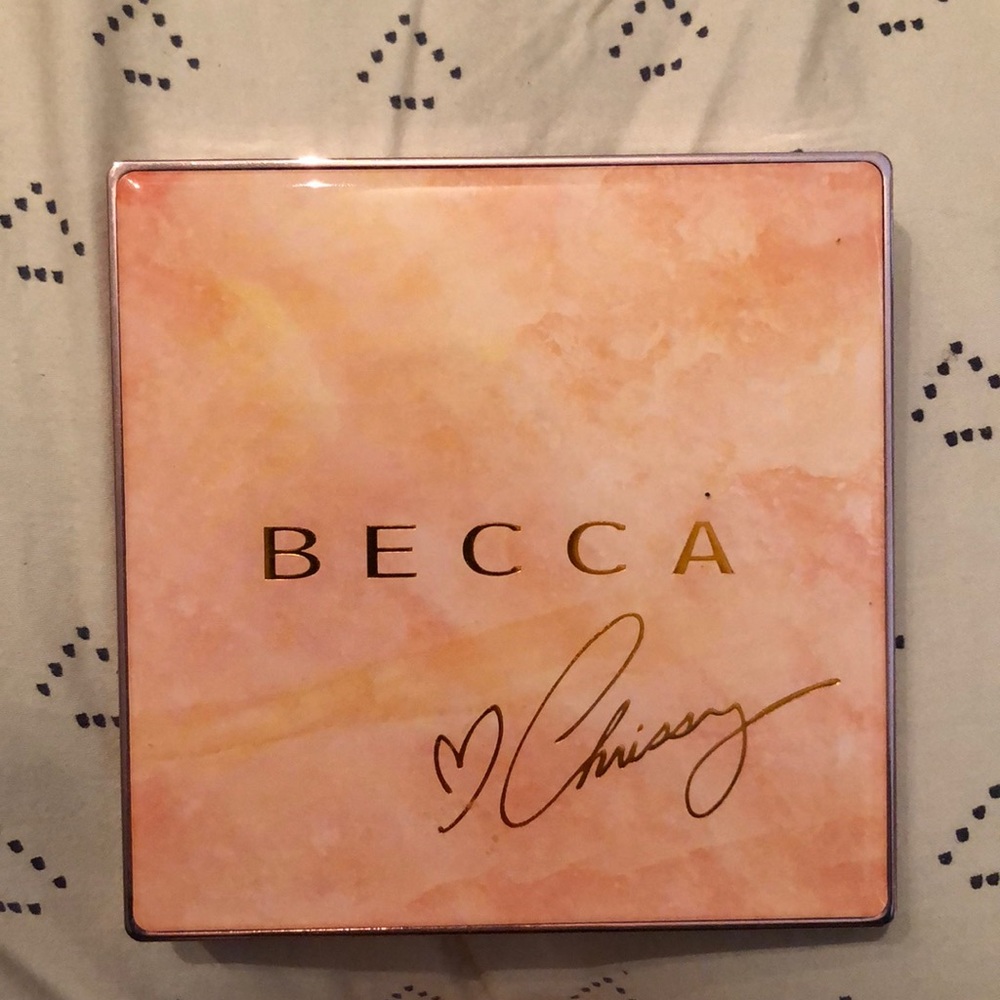 Becca x Chrissy Teigen Glow Face Palette